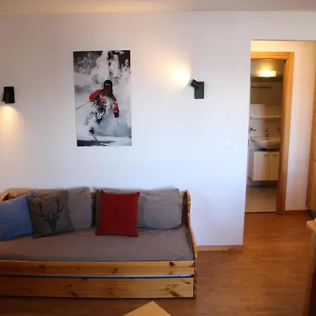 Plush With Sauna Apartmán *